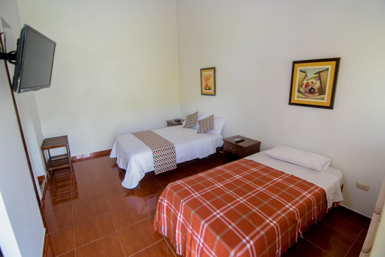 La Choza Bungalows Tambo Grande Exterior foto